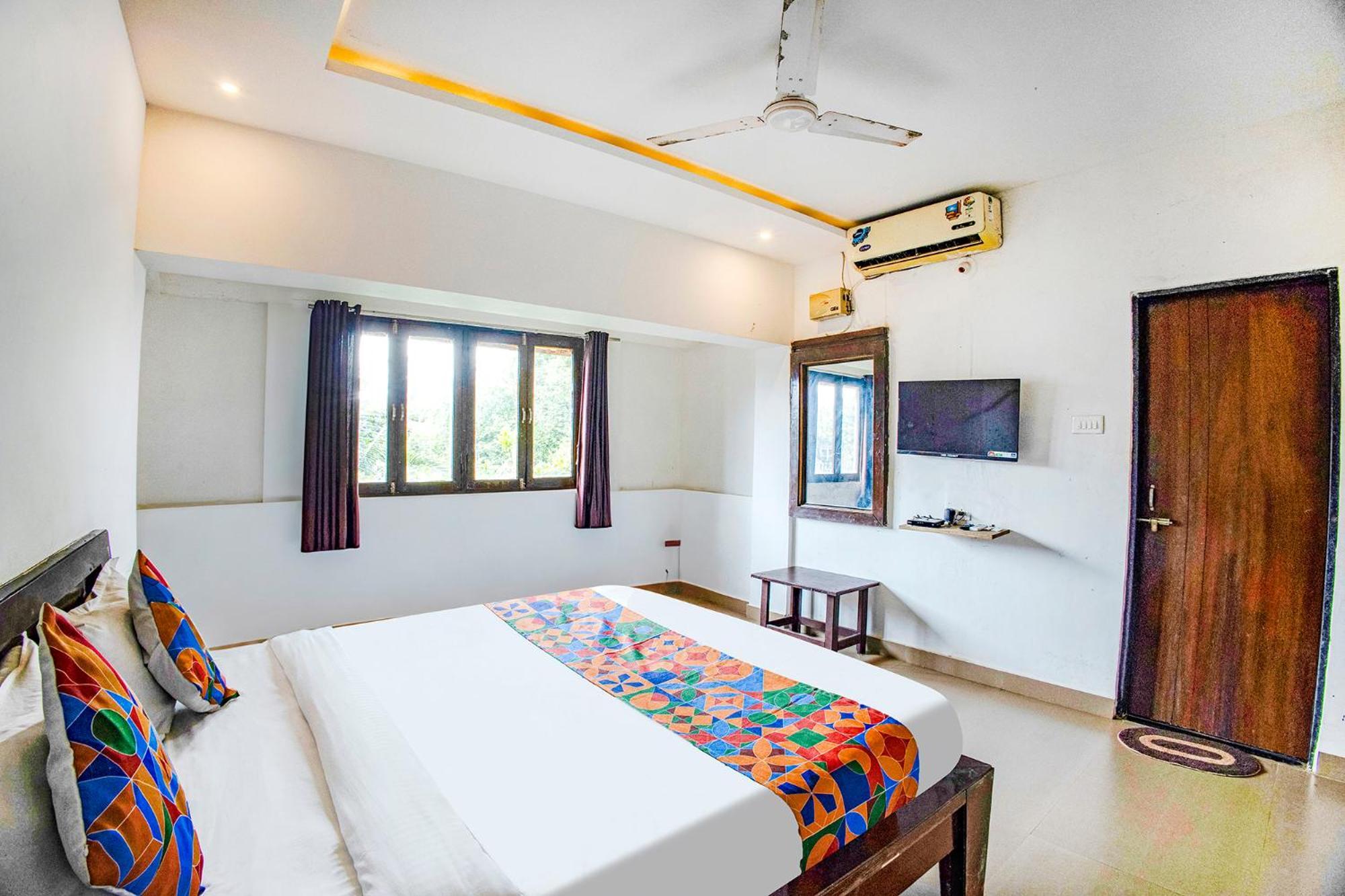 Fabhotel Comfort Stays - Nr Miramar Beach パナジ エクステリア 写真