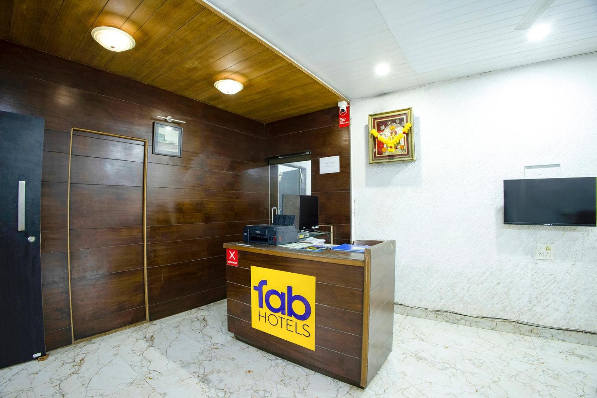 Fabhotel Comfort Stays - Nr Miramar Beach パナジ エクステリア 写真